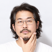 LUNARIS 4 ScN - Look into my Eyes - Korean Man with wide face wearing ultra light eyeglasses
